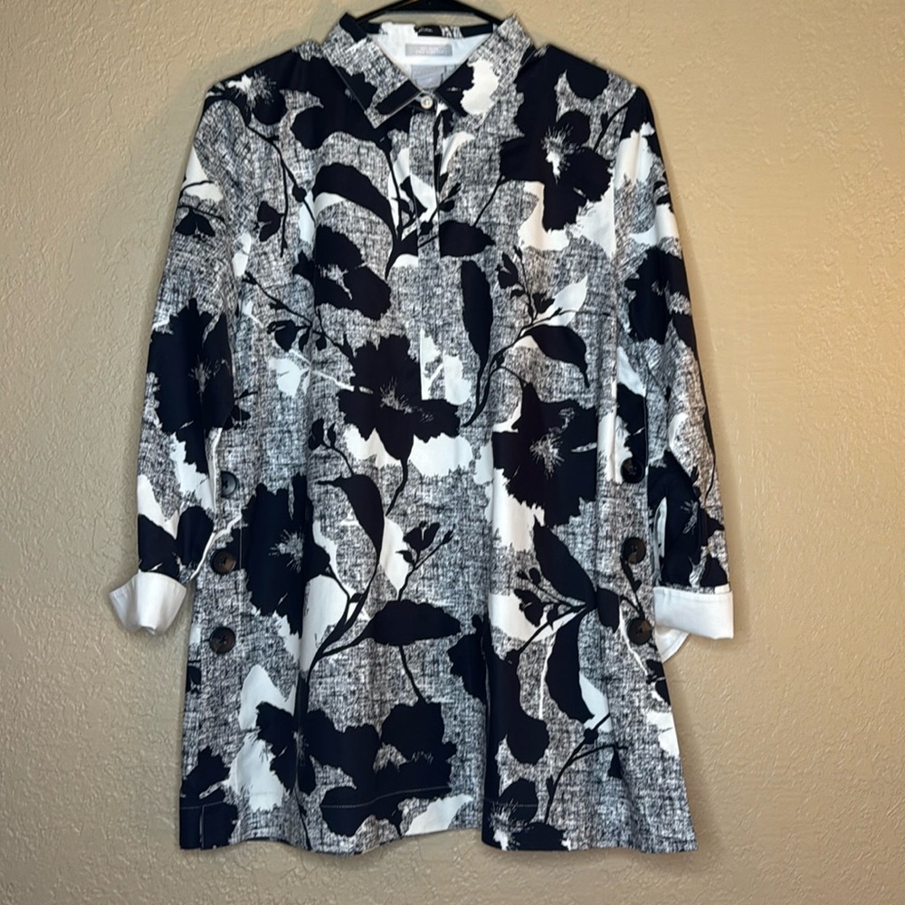 Chico’s No-Iron Floral-Print Button Tunic 8P